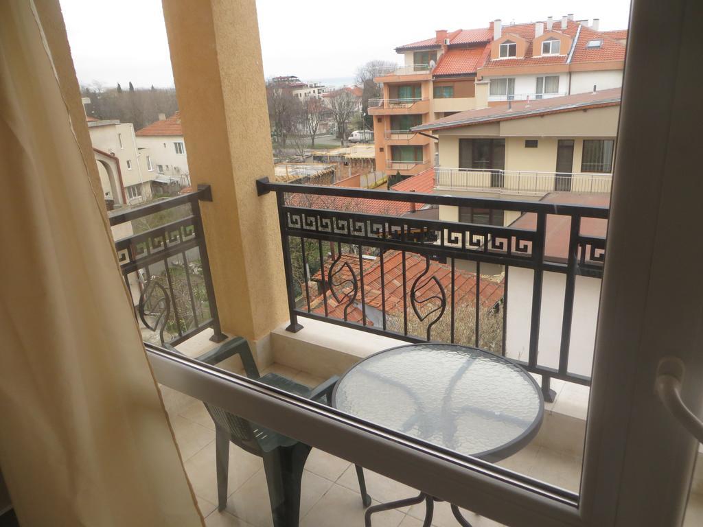 Апартамент Емона Apartment Бургас Екстериор снимка