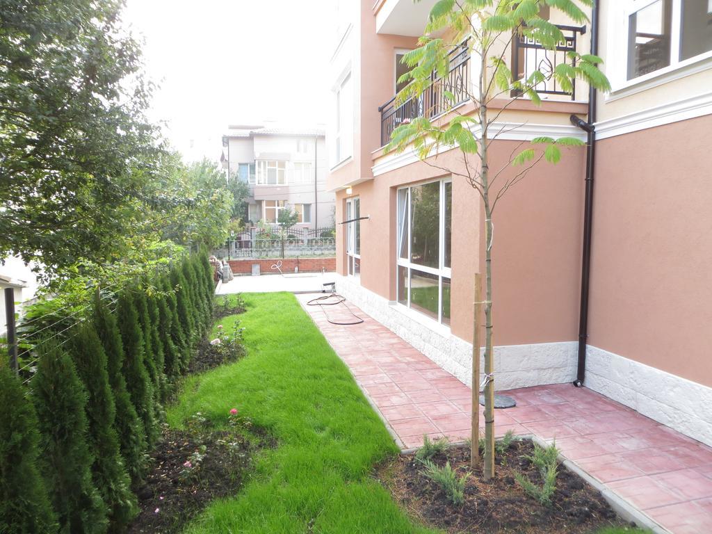 Апартамент Емона Apartment Бургас Екстериор снимка